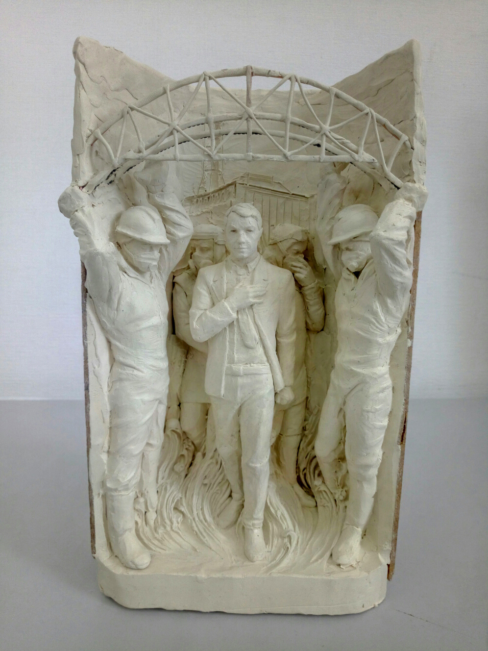 скульптурна композиція для Чорнобильської АЕС